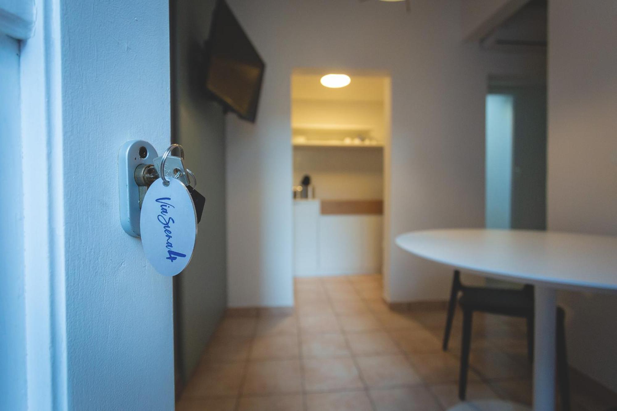 Via Siena 4 - Suites & Rooms Marina di Cecina Kültér fotó