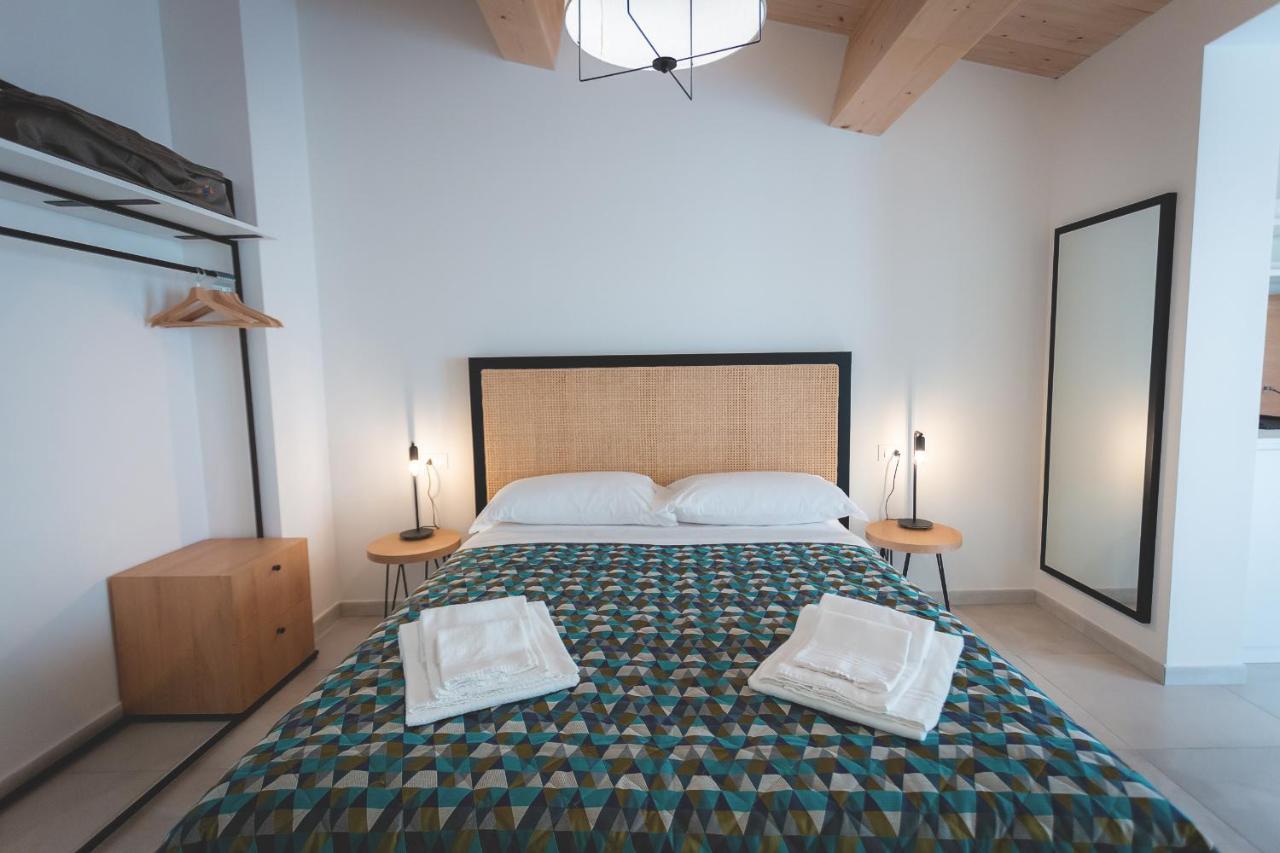 Via Siena 4 - Suites & Rooms Marina di Cecina Kültér fotó