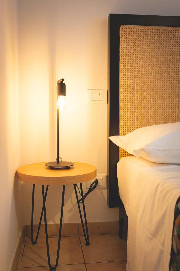 Via Siena 4 - Suites & Rooms Marina di Cecina Kültér fotó