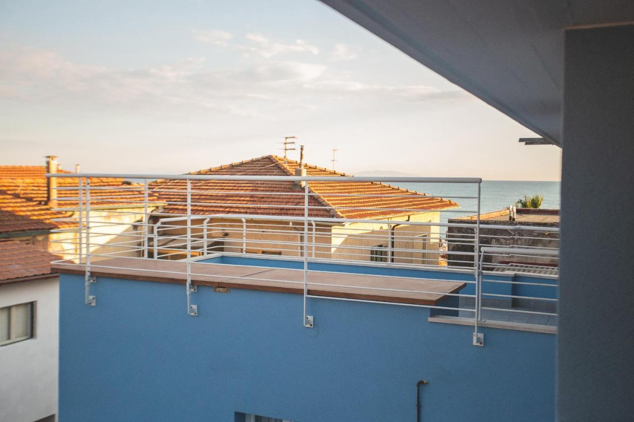 Via Siena 4 - Suites & Rooms Marina di Cecina Kültér fotó