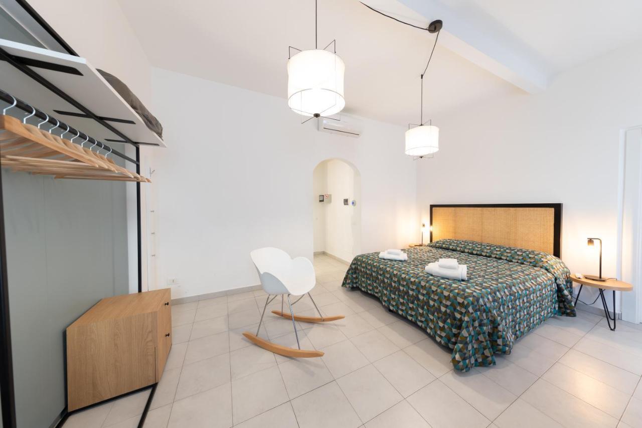 Via Siena 4 - Suites & Rooms Marina di Cecina Kültér fotó